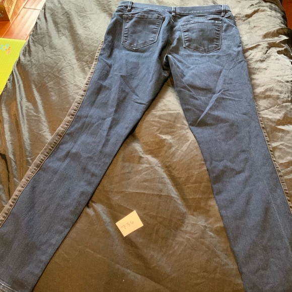 LOFT skinny jeans - Picture 2 of 4
